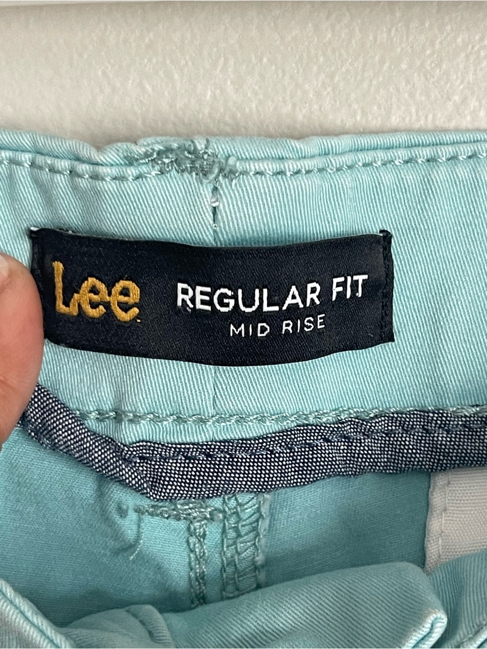 LEE | Aqua Light Blue Flat Front Mid Rise Chino Shorts Sz 10 - Picture 6 of 8